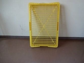 番重　メッシュ状