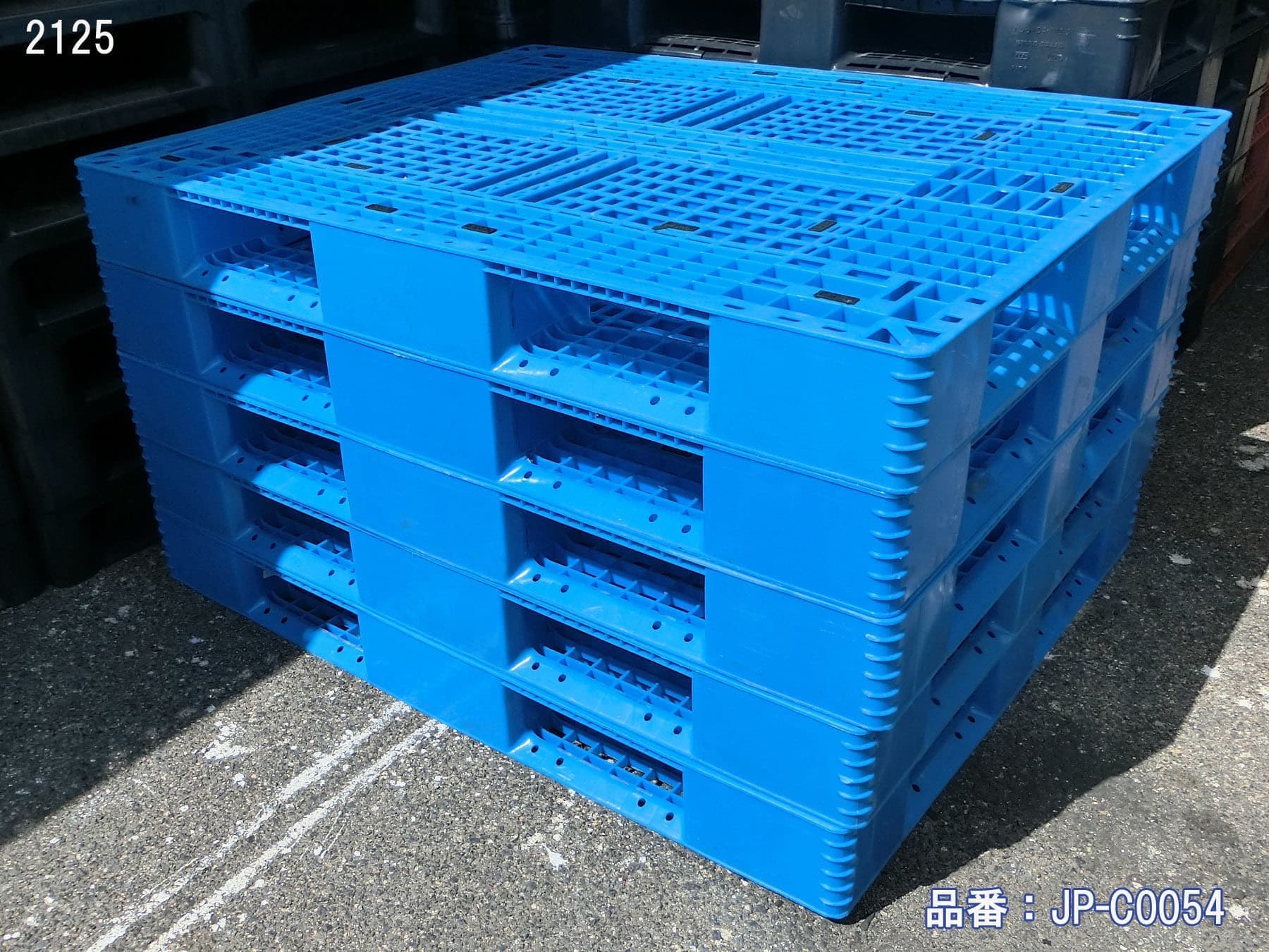 中古プラスチックパレット 青色